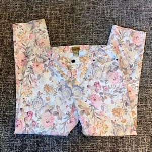 🍍Midnight Velvet Floral Pants Size 14